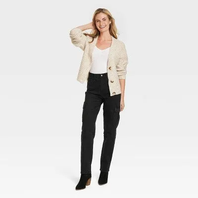 Universal Thread Women's High Rise Straight Leg Fit Full Cargo Jeans Midweight